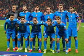 金年会官方网站-比利亚雷亚尔主场力克对手，夺得三分(比利亚雷亚尔主场力克对手,夺得三分球)