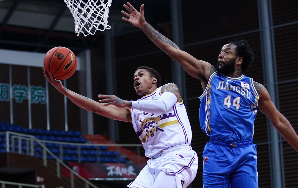 河南男篮客场告捷，坚定信心冲击季后赛的简单介绍